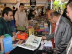 ZEKİ AYGÜN - Milletvekilleri Kitap Fuarı’nı Ziyaret Etti