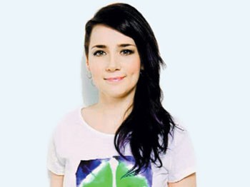 Şarkıcı Aylin Aslım Oyunculuğa Isındı