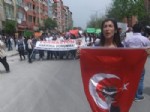 DPÜ'lü Öğrenciler Formasyon Kararını Protesto Etti