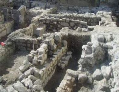 Sultan Sa'sa Türbesi Uzun Aradan Sonra Düzenleniyor