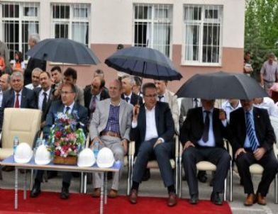 75. Yıl İlköğretim Okulu Ek Bina Temeli Törenle Atıldı