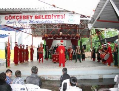 Mehteran Gösterisine Yağmur Engeli