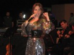 AJDA PEKKAN - Soğuk Hava Ve Yağmur Linet Konserini Etkileyemedi