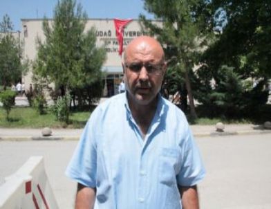 Basketbol Oynarken Üstüne Pota Devrildi