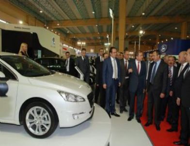 Denizli'de Otomotiv Fuarı Açıldı