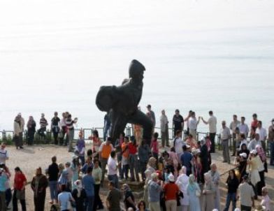 Esenler’den Çanakkale’ye Ziyaretler Başladı