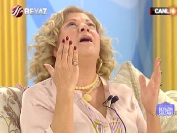 Funda Özkalyoncu Aşka Geldi