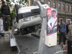 İLGİNÇ GÖRÜNTÜ - Trabzonlular’ın Emniyet Kemeri Simülasyon Aracı İle İmtihanı