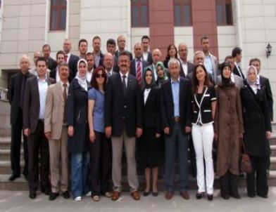 AK Parti Düzce İl Başkanı Kaşıkoğlu Mazbatasını Aldı