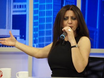 Aynur Haşhaş Beyaz TV'de Çoştu