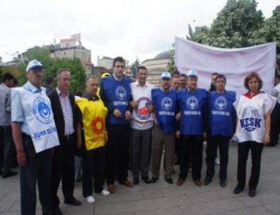 Kamu Çalışanları Kastamonu’da İş Bıraktı