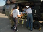 ASKERİ HELİKOPTER - Yaralı Çoban, Askeri Helikopterle Hastaneye Kaldırıldı