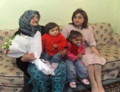 Bakan Şahin'den Anlamlı Ziyaretler