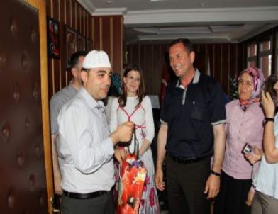 Başkan Mergen, Yabancı Misafirlerini Ağırladı