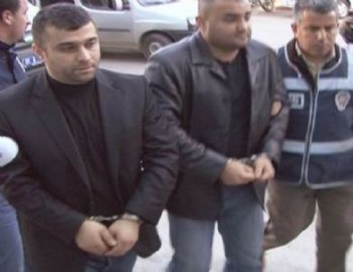 Belediye Baskınına Para ve Hapis Cezası