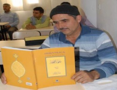 Fethiye’de Osmanlı Türkçesi Kursuna Yoğun İlgi