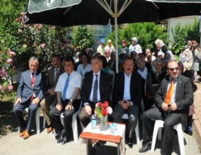 İzmit 42 Evler’de Çifte Açılış