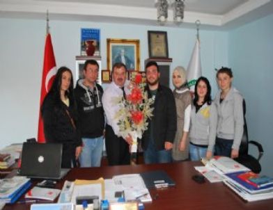 Üniversite Öğrencilerinden Başkan Torun’a Ziyaret