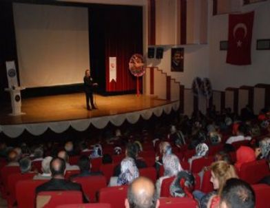 'Aile ve Çocuk' Konferansı