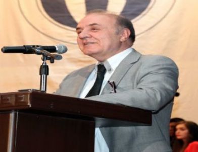 Gaziantep Üniversitesi’nde Şiir Dinletisi Düzenlendi