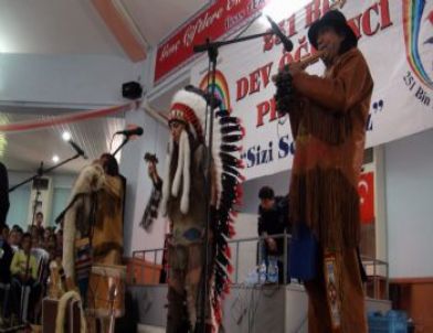 Kızıldereli Pucaramanta Demirci'de Konser Verdi