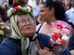 ÇETIN OSMAN BUDAK - Antalya’da 100 Bin Dal Çiçek Dağıtıldı