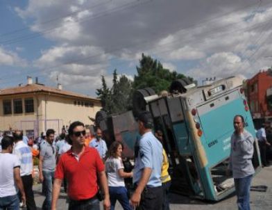 Halk Otobüsü Takla Attı: 18 Yaralı