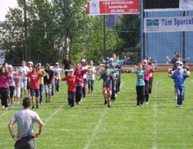Aynı Dilde Buluşan Dünya Çocukları Son Provalarını Yaptı