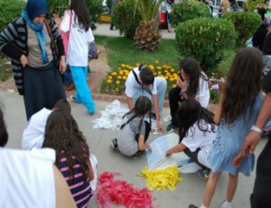 Gökyüzü Uçurtmalar İle Şenlendi