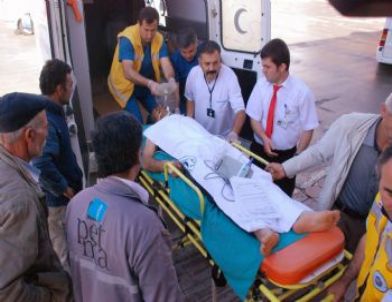 Taş Ocağına Yıldırım Düştü: 2 İşçi Yaralı