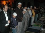 Ayasofya Meydanı’nda Müzenin Cami Olması İçin Namaz Kılıp Dua Ettiler