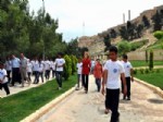 TARIH BILINCI - Birlik Köprüsü, Bin Öğrenciyi Gezdiriyor