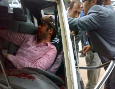 Gümüşhane'de Üniversite Öğrencileri Sınav Dönüşü Kaza Yaptı: 2 Yaralı