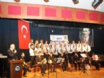 MEHMET VAROL - Öğretmenlerin, 19 Mayıs Gençlik Konseri Büyüledi