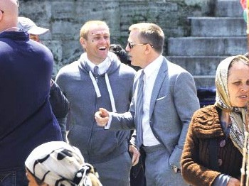 Ben Bond! Bombadan Korkan James Bond