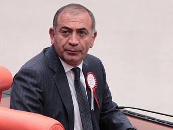 CHP'deki Derin Çete Gürsel Tekin'i Yedi