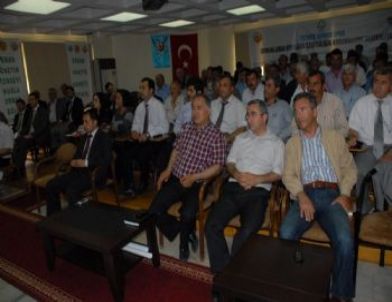 Fethiyeli Muhtarlara Orman Yönetimi Konferansı