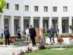 TÜRKÇÜLÜK - Mersin Üniversitesi'nde Gerginlik: 2 Öğrenci Yaralandı