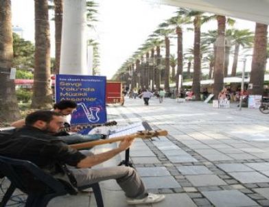 Sevgi Yolu’nda Akşam Dinletileri Başladı