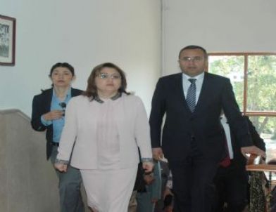 Bakan Şahin’den Kürtaj ve Sezaryen'in Açıklaması