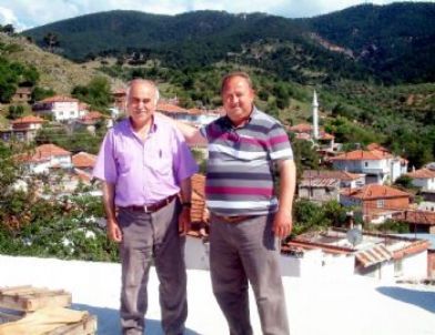 Dutluca Köyü İlgi Odağı Oldu