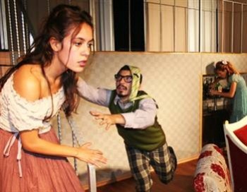 'Her Şeyi Alkışlamayan Seyirci İstiyoruz'