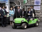 BM Genel Sekreteri Ban Ki-moon, Hidrojenle Çalışan Forklift Kullandı