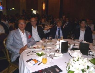 İş Adamlarından Ankara Çıkartması