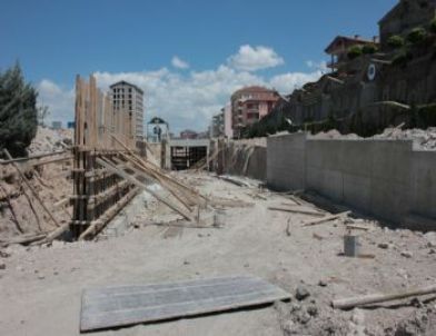 Necip Fazıl Köprülü Kavşağı Yapım Çalışmaları Sürüyor