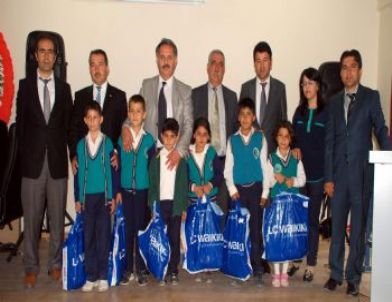 2 Bin 850 Öğrenciye Yardım Paketi Dağıtıldı