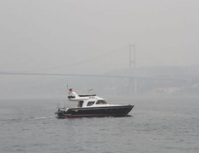 İstanbul Boğazı Sisle Kaplandı