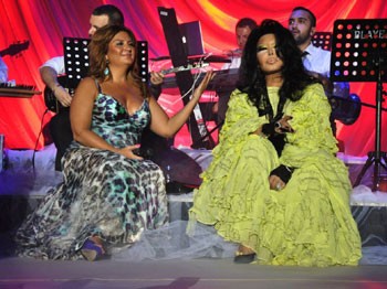 Sibel Can Bostancı Gösteri Merkezi'nde Çoştu