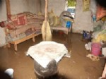 MEHMETLI - Sumbas’ta Sel Suları Ev ve Tarım Arazilerine Zarar Verdi