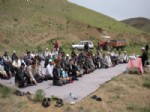 HULUSI ŞAHIN - Sungurlu'da Köylüler Yağmur Duasına Çıktı